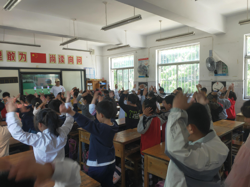 2021年7月13日蘇光中心小學(xué) 課內(nèi)廣播操教學(xué).jpg